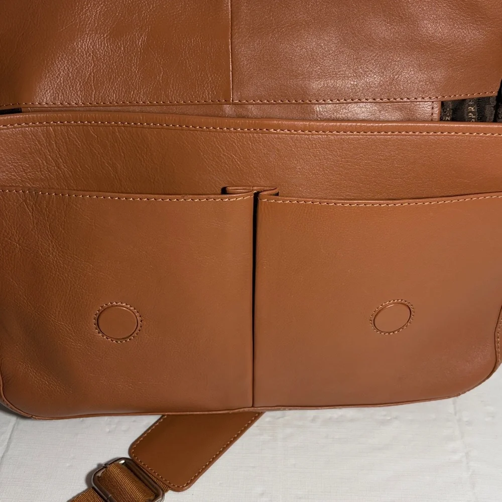 Osprey London Pebble Beach Concours d'Elegance Tan Leather Messenger Bag